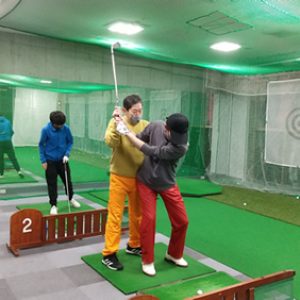 体験スクール｜ゴルフスタジオ.K